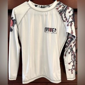 Raven Fightwear women’s long sleeve rashguard. Female samurai. Size medium